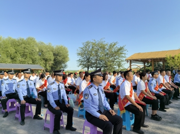 貝林哈日莫墩鄉——“評”出鄉風文明新風尚 “議”出文明向上正能量